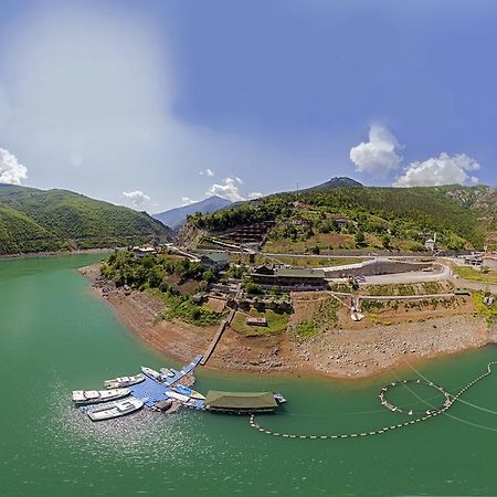 Marina Tatil Koyu Hotel Артвин Екстериор снимка